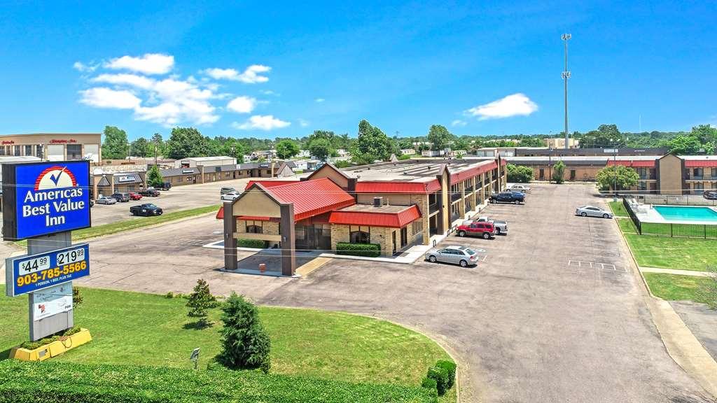 Americas Value Hotel