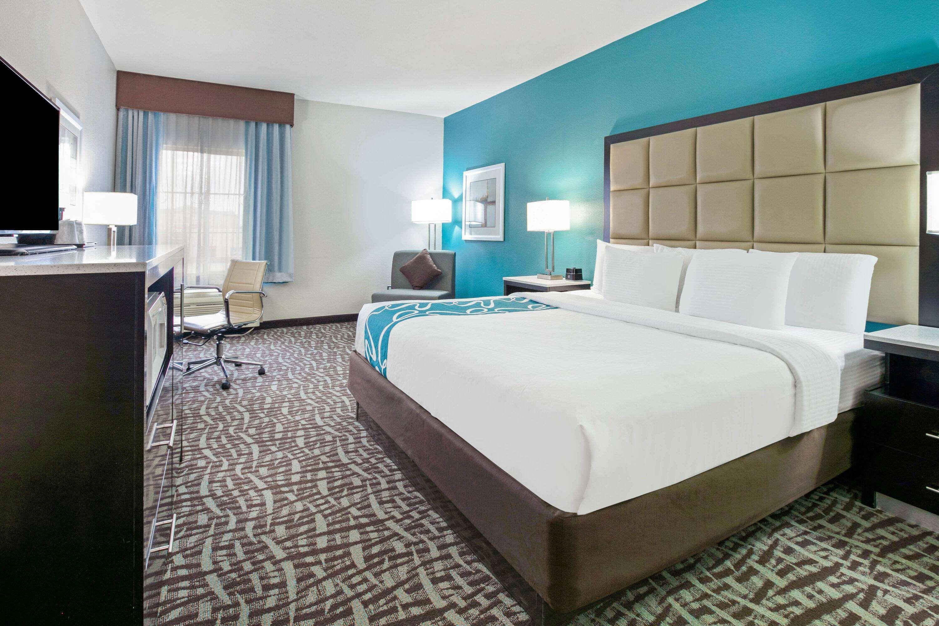 La Quinta And By Wyndham Hotel Paris