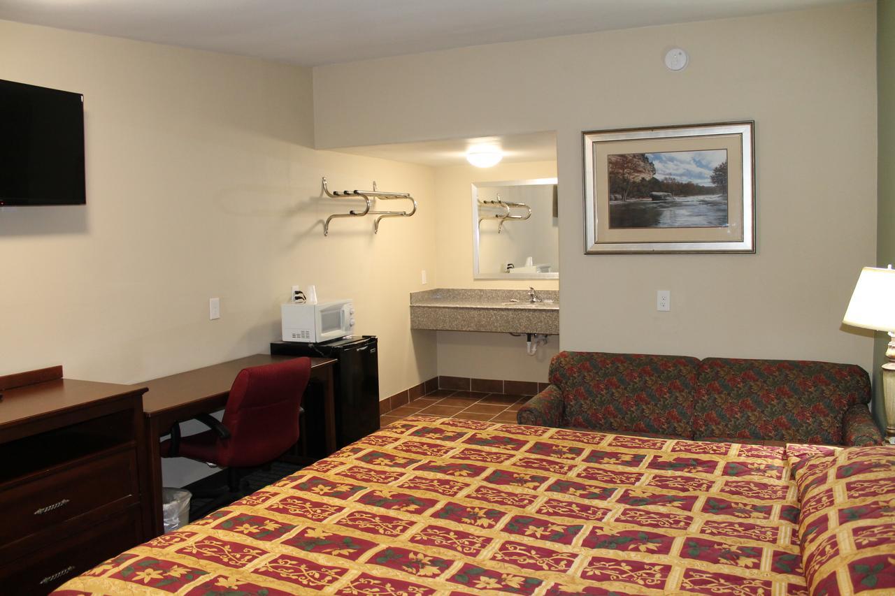 Hotel American &