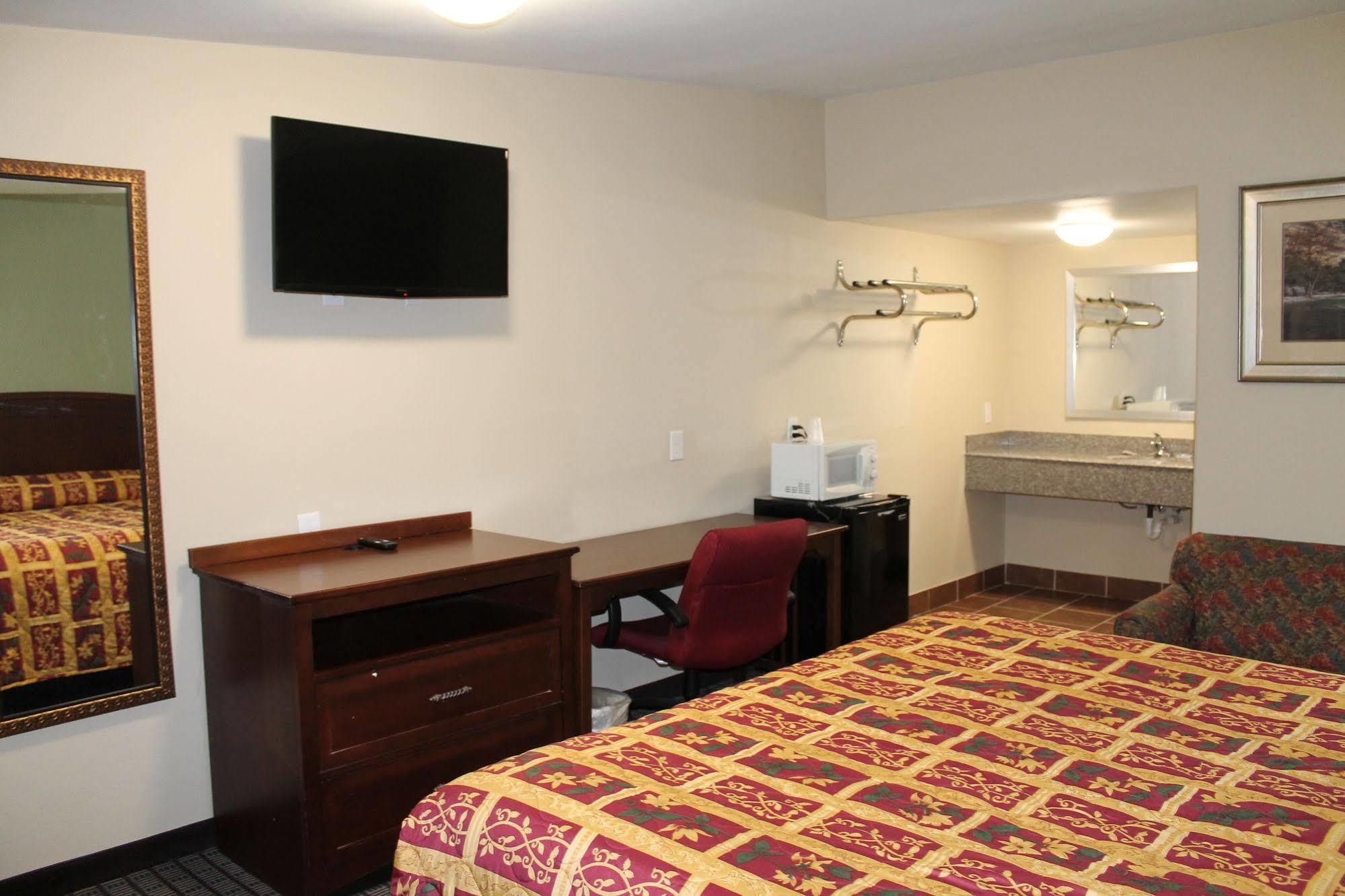 Hotel American &